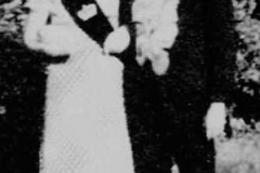 1972 Hubert Keuper und Irmgard Pelster  Hofstaat: Heinrich und Maria Bergmann, Aloys Niemann und Martha Keuper.