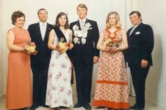 1973 Bernhard Pohlmann (1939 - 1988) und Gerlinde Pohlmann geb. Wiltschka  Hofstaat: Wilhelm und Theresia Dumstorff, Werner und Ursula Pohlmann.
