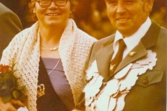 1979 Anton Sielenkemper (1927 - 2000) und Ellen Sielenkemper geb. Krieter (1927 - 2009)  Hofstaat: Ewald und Elisabeth Kortenjan, Heinz und Ulrike Schulze Topphoff.